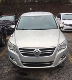 Research 2010
                  VOLKSWAGEN Tiguan pictures, prices and reviews